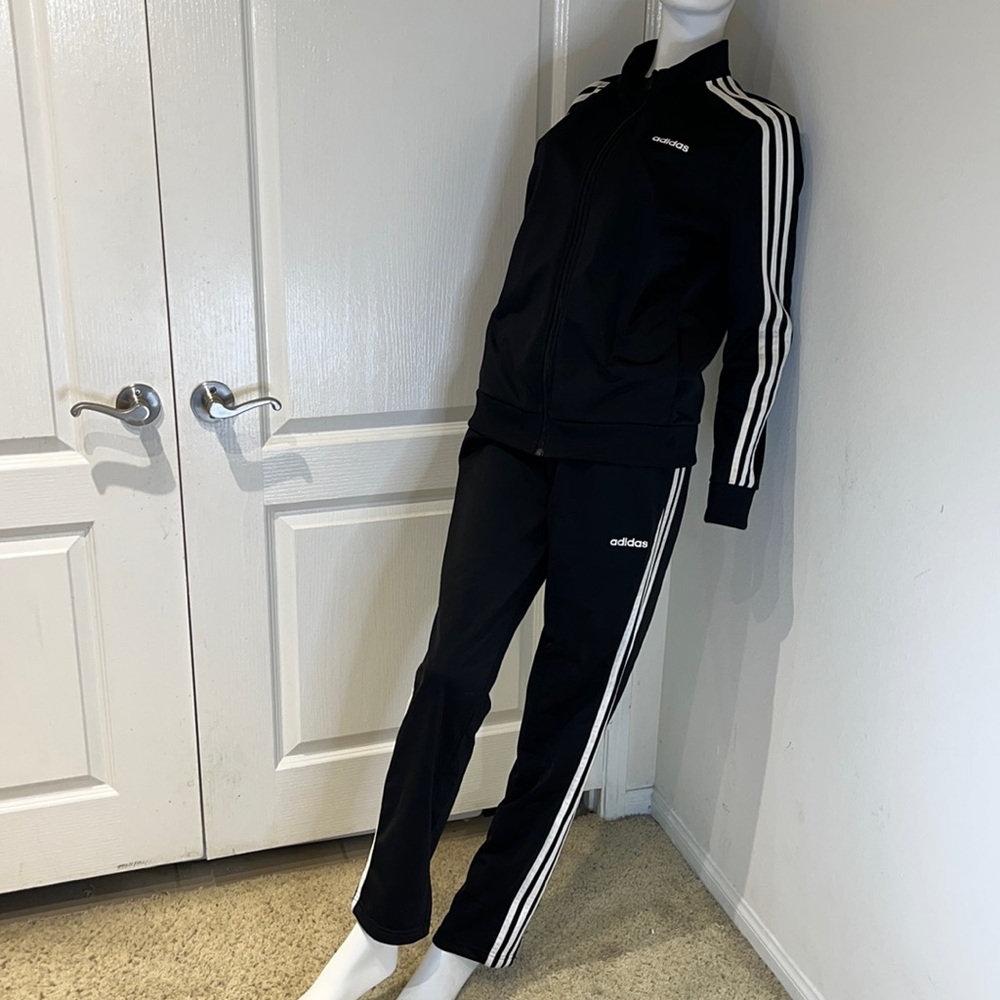 Adidas women’s track suit size M 12-14 pants size Large top
